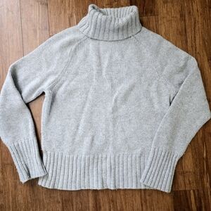 GAP Gray Turtleneck Sweater